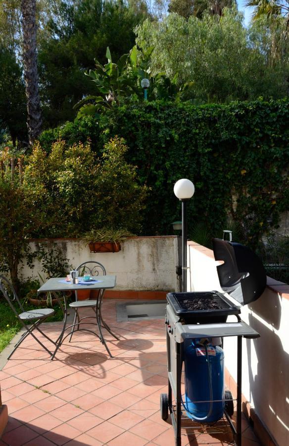 Apartamento Sea Breeze Acitrezza Aci Castello Exterior foto